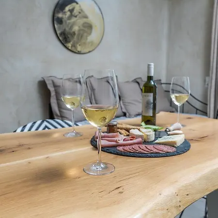 Elizabeth's Dream Place ι * Naxos City